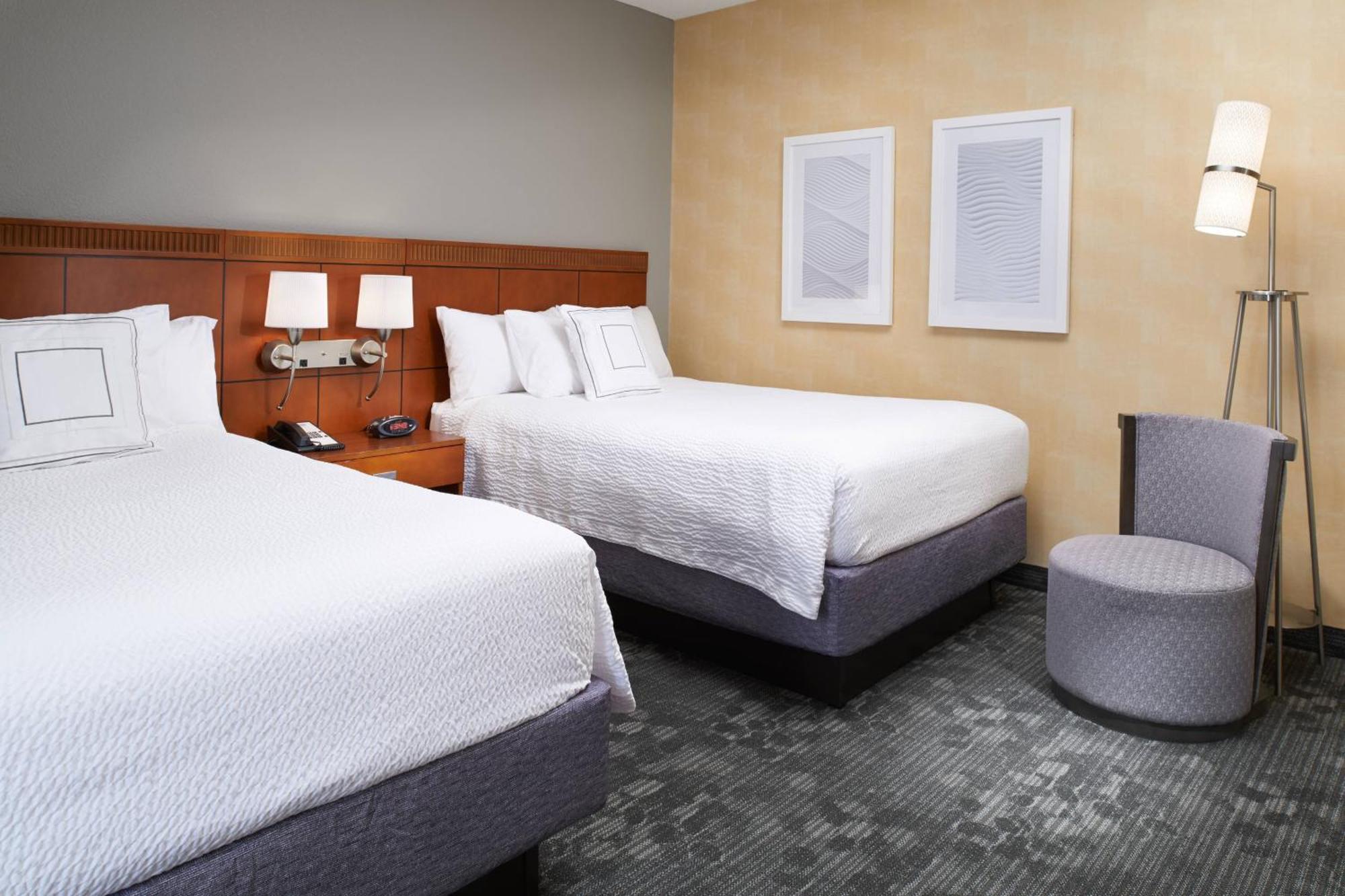 Courtyard By Marriott Lexington North Hotel Exterior foto
